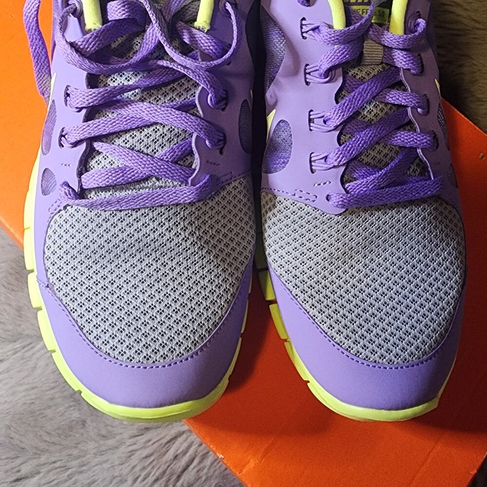 *NWB* Nike Free 5.0 Youth 6.5 Womens 8 - Picture 9 of 12